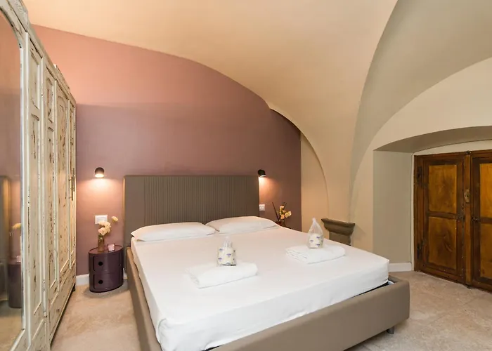 Unyca - Renaissance Apartment Florence